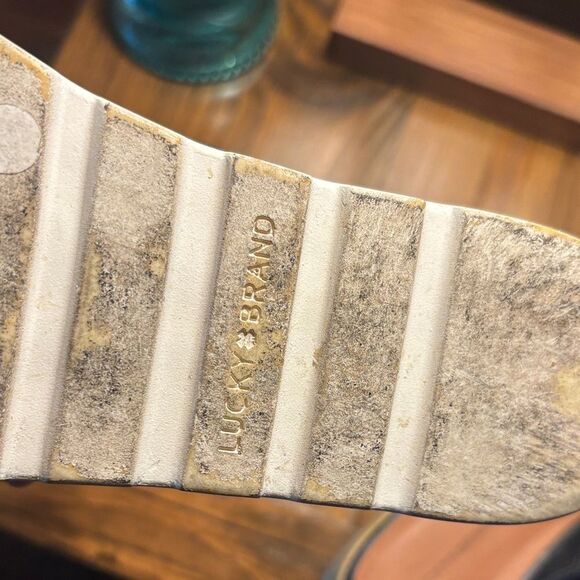 Lucky Brand 🍀 Black Leather and Cream Platform Sandals - Picture 10 of 12